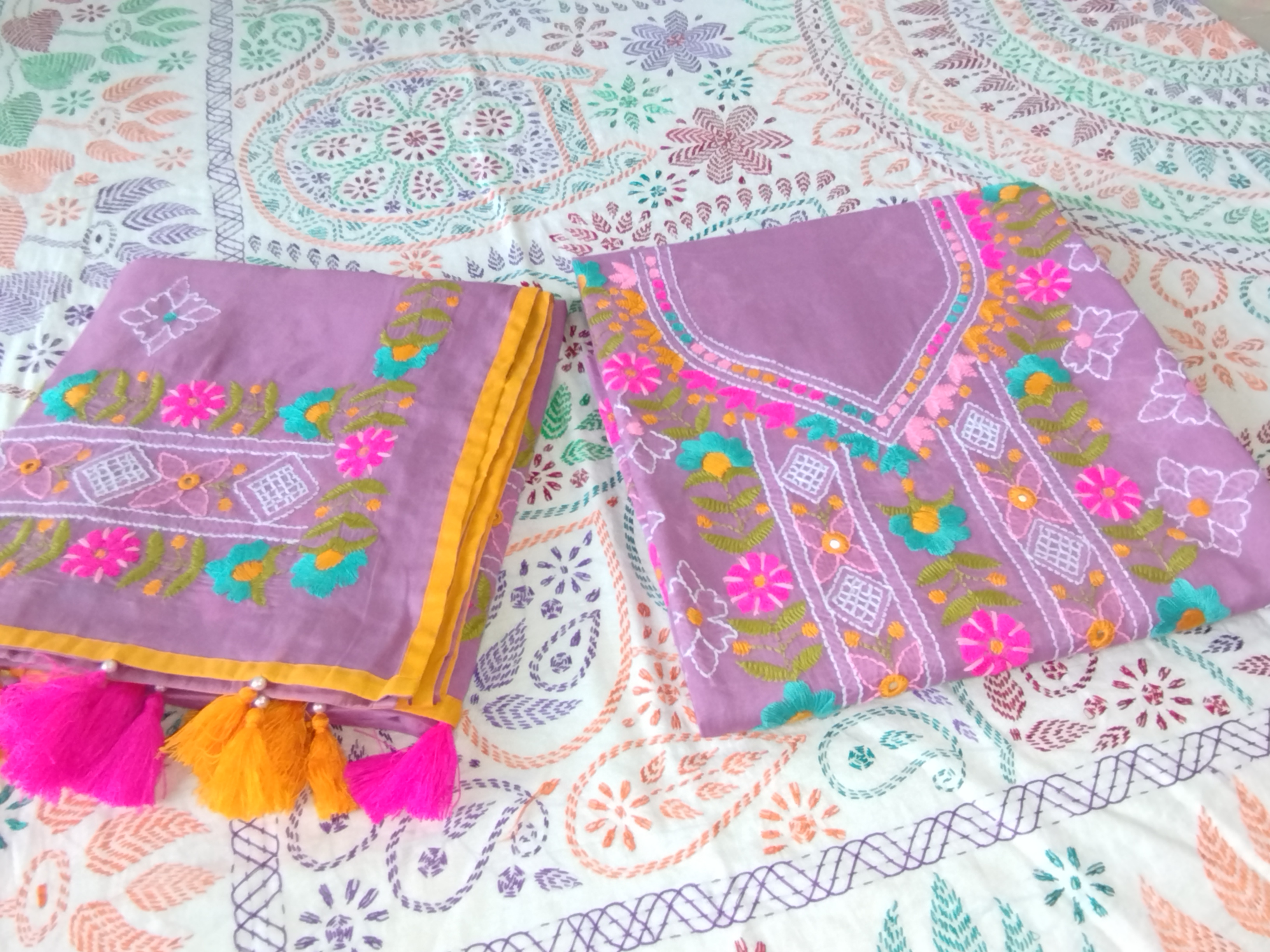 ল্যাভেন্ডার কালার