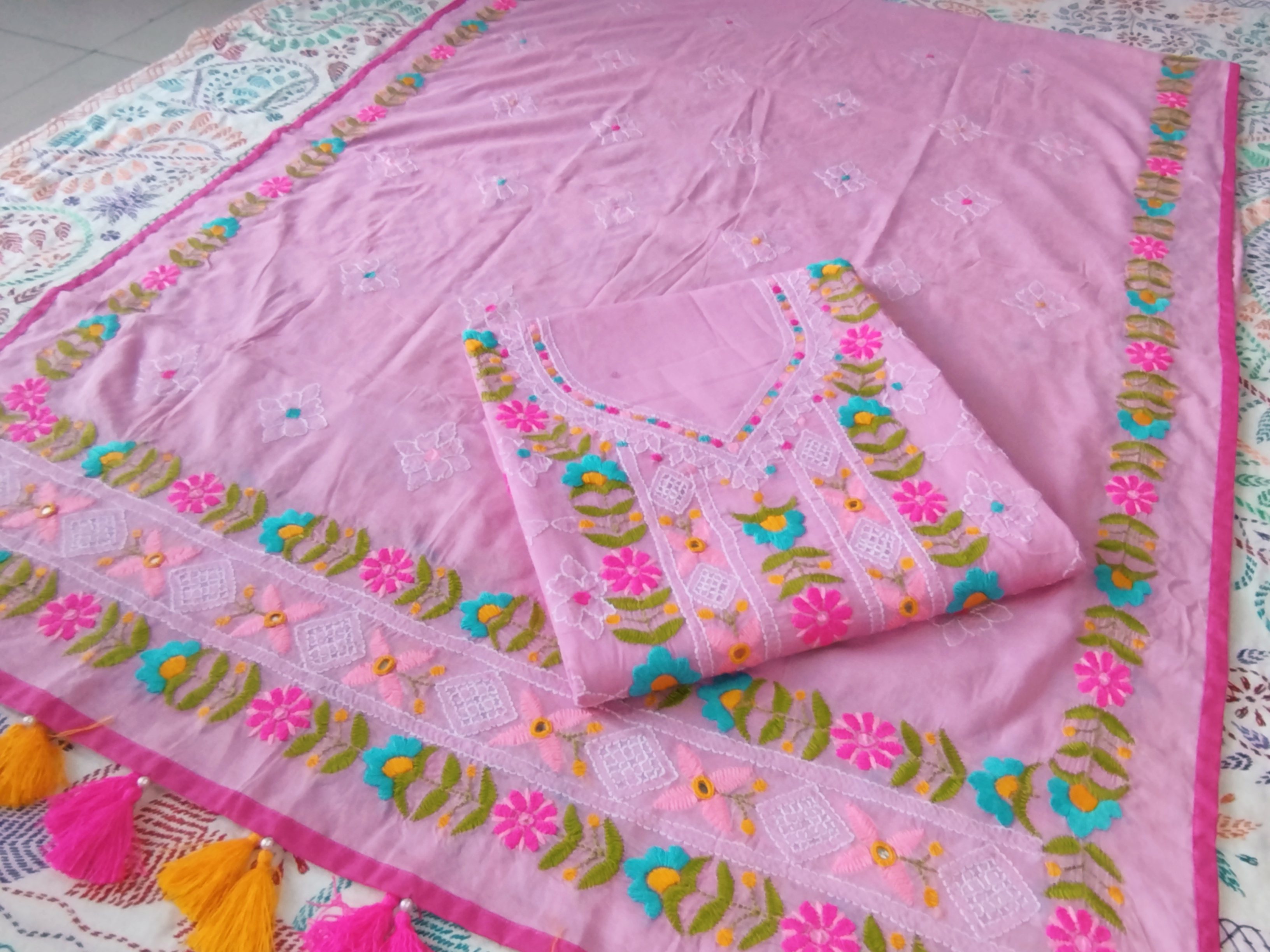 বেবি পিংক